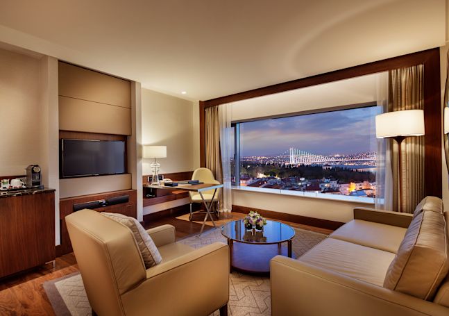 Bosphorus Suite Living Room with City View