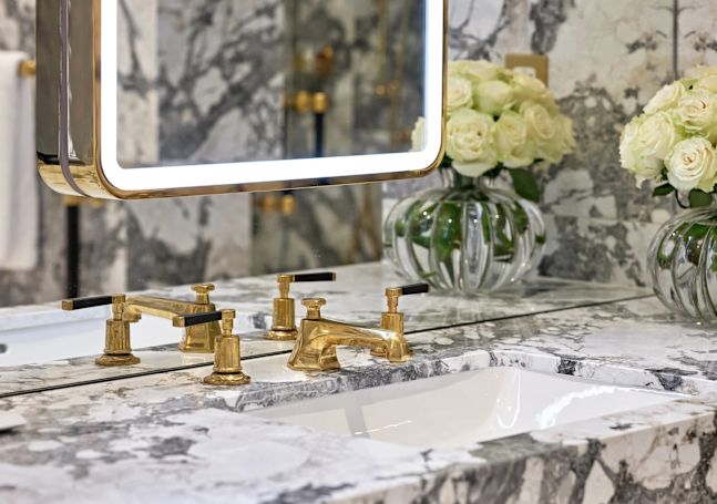 Toilettentisch des Zimmers