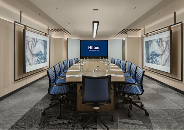 L5 Ficus  Boardroom with a TV