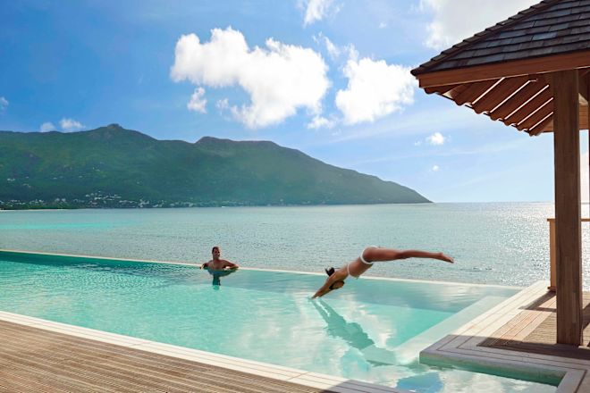 Kolam renang Vila Presidential