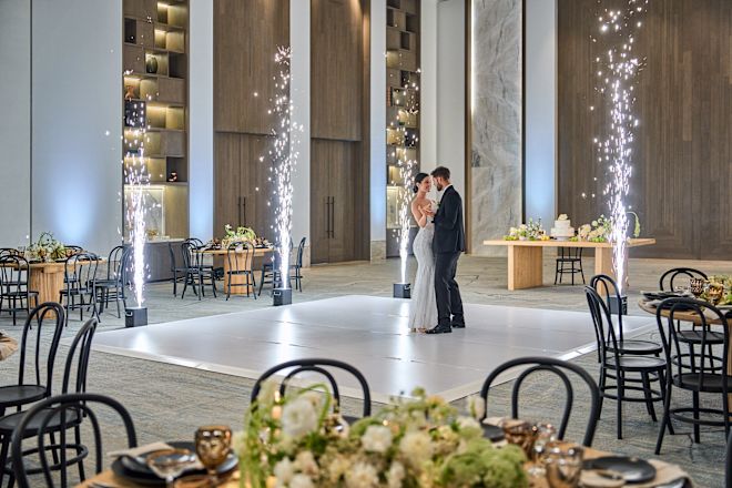 Ballsaal, Tanz für Braut und Bräutigam