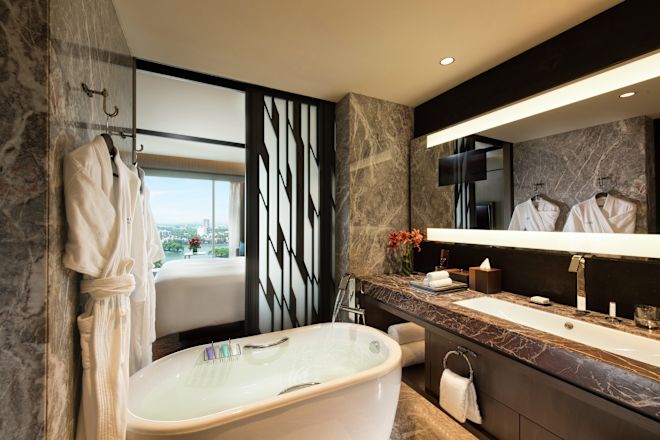 Guestroom Bathroom