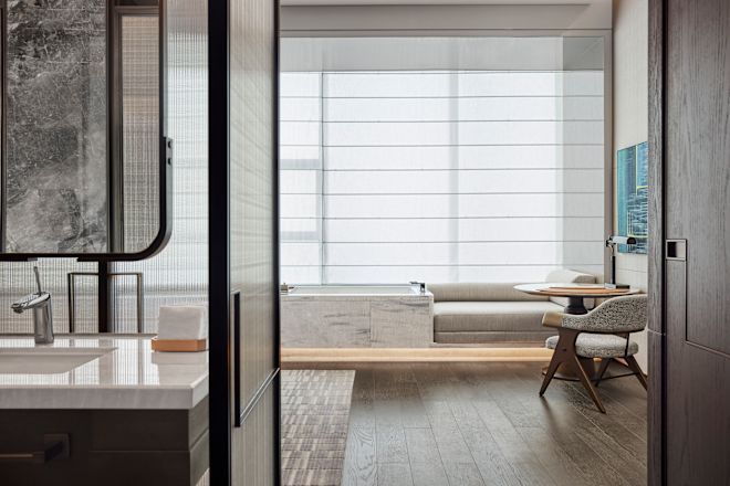 Bathroom with a Bathtub in a Guest Room