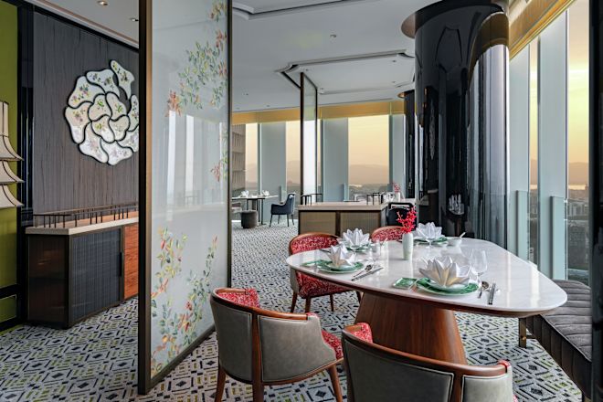 ホテル内レストラン