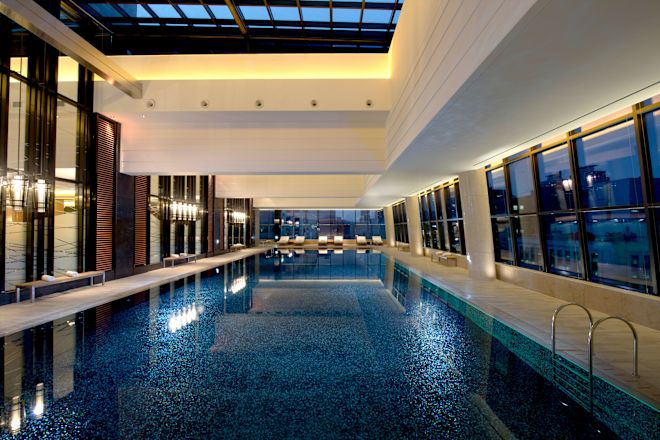 Pulse8 lap swimming pool, surrounded by floor to ceiling windows