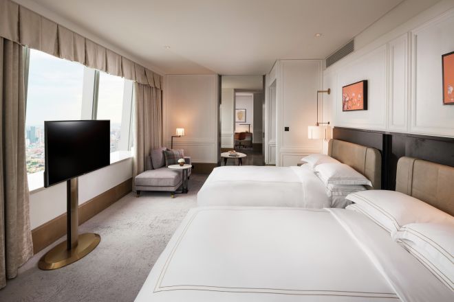 Deluxe Suite