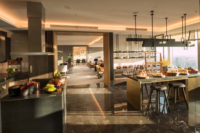 Executive lounge with food options