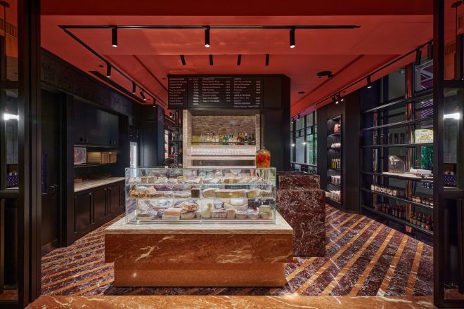 Wnętrze Dolcetto Pasticceria i całodzienne mercatino