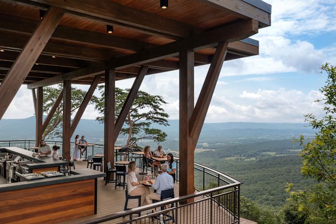 人で楽しむレストラン「スカイサイド」