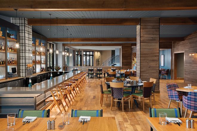 Бар и трапезария в ресторант Croft