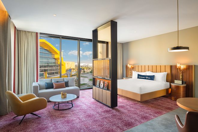 King Corner Suite