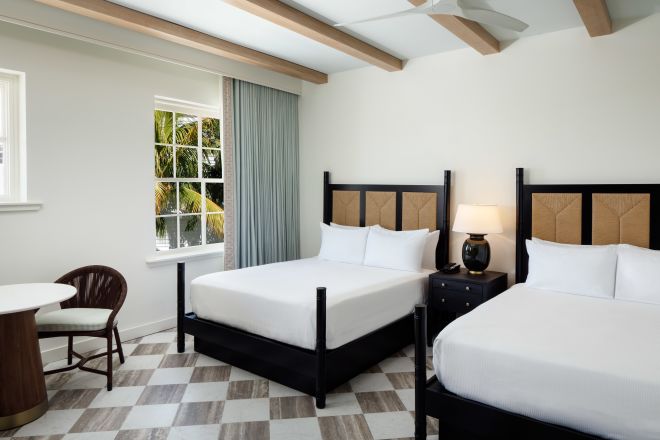 Guestroom with Two Queen Beds