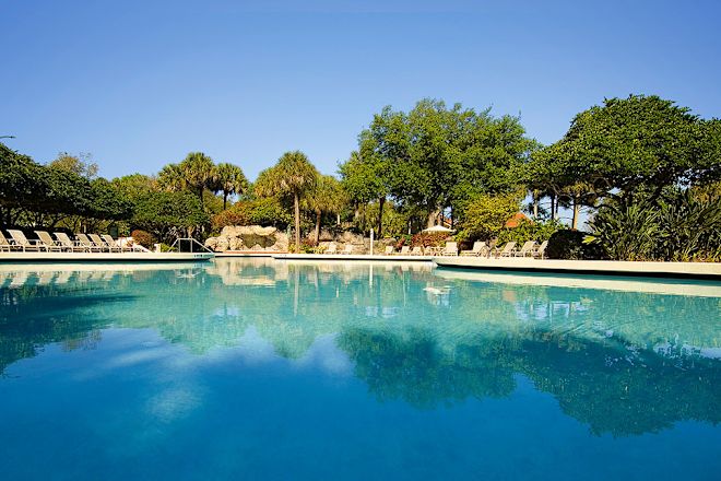 Açık Yüzme Havuzu