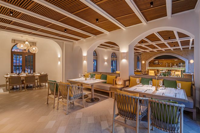 レストラン「マーレ」のダイニングエリア