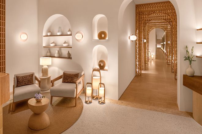 リビングエリアを備えたスパレセプション