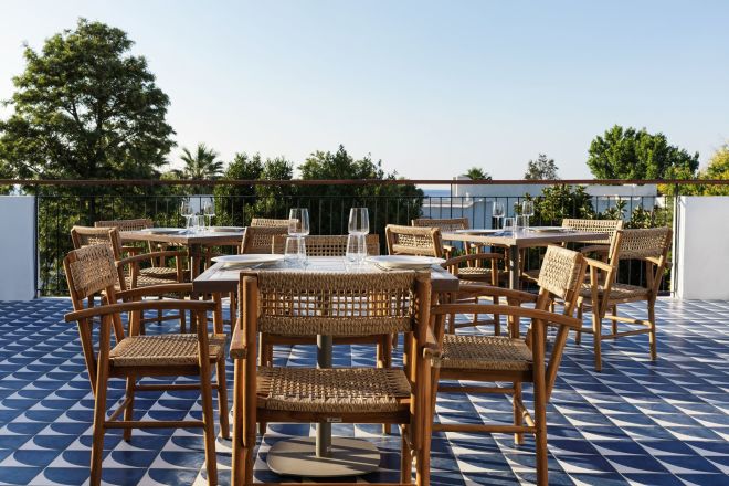 Alas Ouzeri Restaurant