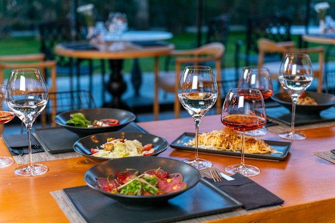 Tischset zum Abendessen im Restaurant "Mamas Italia"