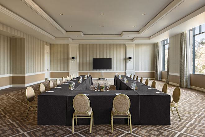 meeting room with u-shape table setup