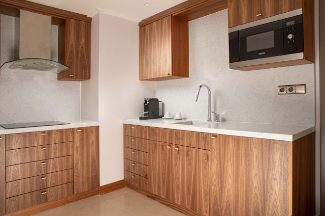 suite kitchenette
