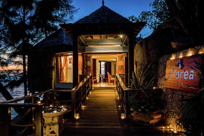 Eforea Spa Northolme vào ban đêm