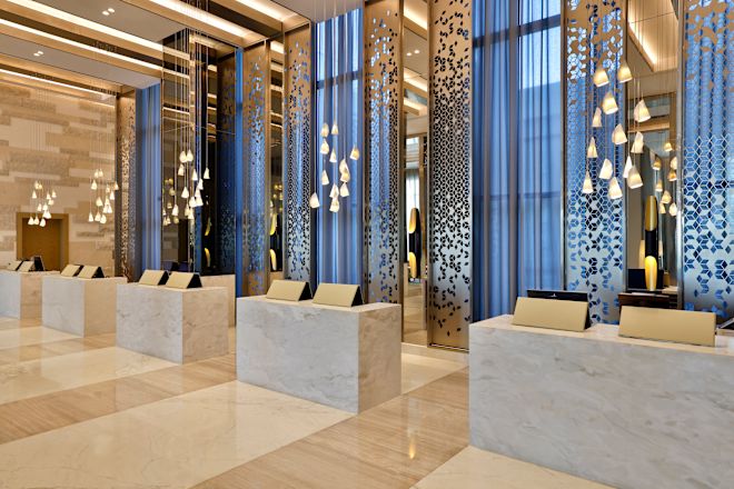 ロビーのレセプションエリア