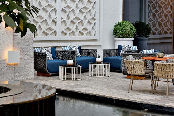 ロビーエリアの快適な椅子