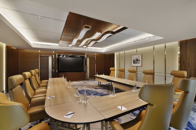 Meeting Room Setup U Style