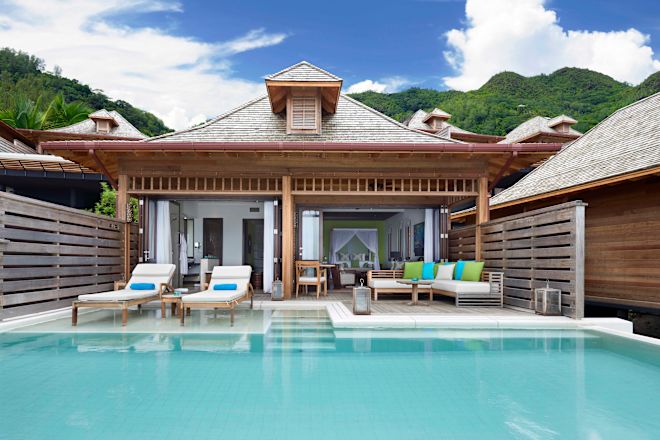 Pemandangan Vila Kolam Renang Grand Oceanview