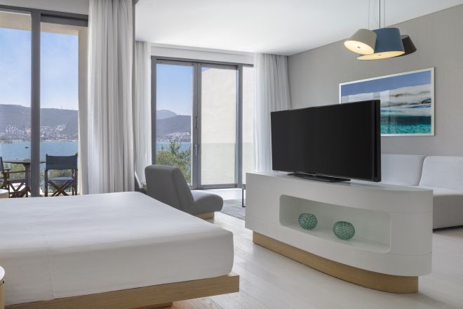 Bed and TV in King Junior Suite