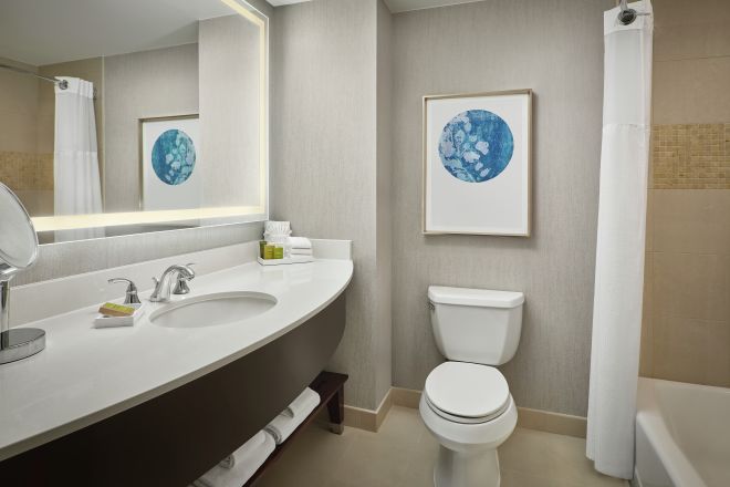 Standard Bathroom With Tub