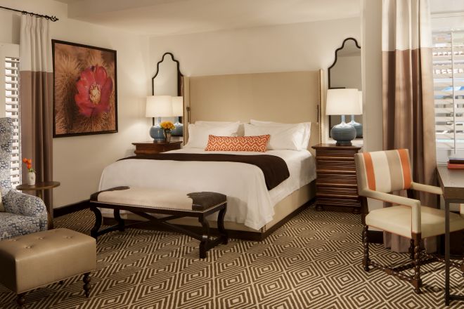 Arzner Suite Bedroom