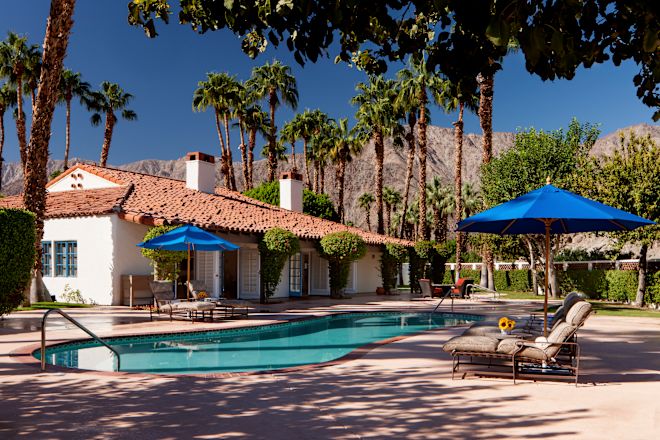 Hacienda Suite outdoor pool with mountain landscape in the distance