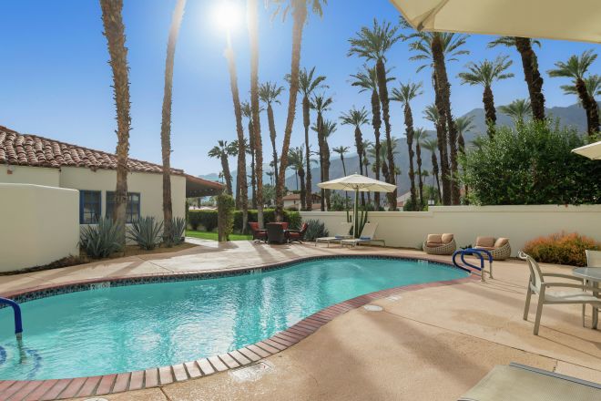 Hacienda Zia Exterior Private Pool