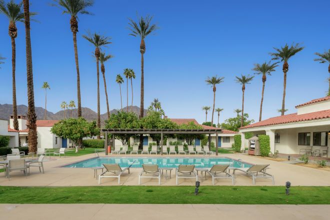 Executive Suite Pool View