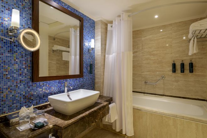 Standard Bathroom with Bathtub