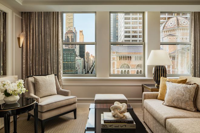 Park Avenue Suite Livingspace Image