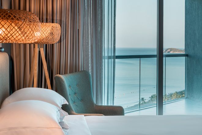 King Guestroom With Balcony