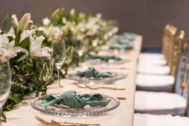 클로즈업 전망 볼룸 플레이트 세팅