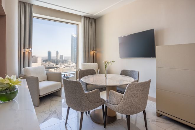 King Club Signia Panoramic Suite Lounge Area