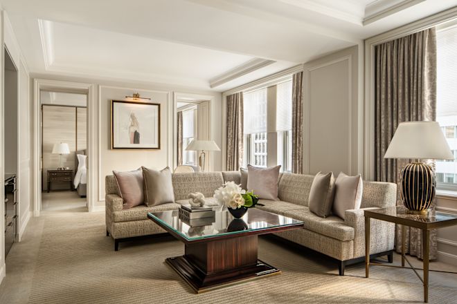 Ruang Tamu King Suite Satu Kamar Tidur