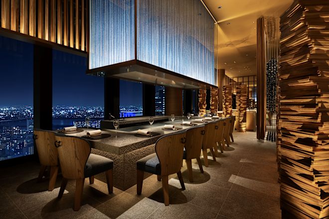 Tsukimi restaurant dining room, window view of the city