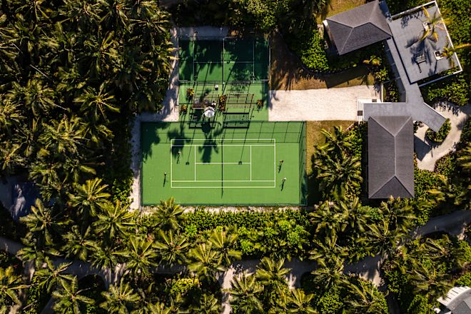 Arialblick auf den Tennisplatz