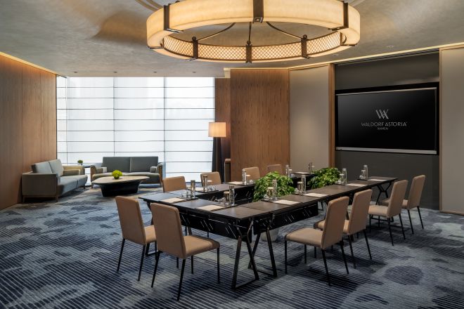 U字型のミーティングルーム