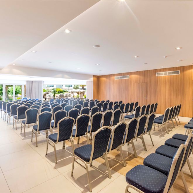 Sala de conferință Athena Theatre Style