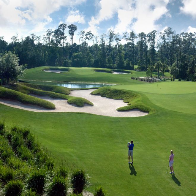 Tamu di Lapangan Golf