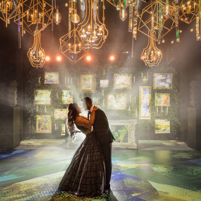 pernikahan, pengantin, & menari