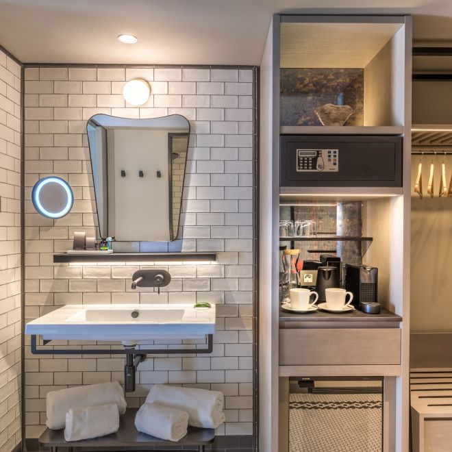 Baño de la Suite junior de la habitación Premium con cama King