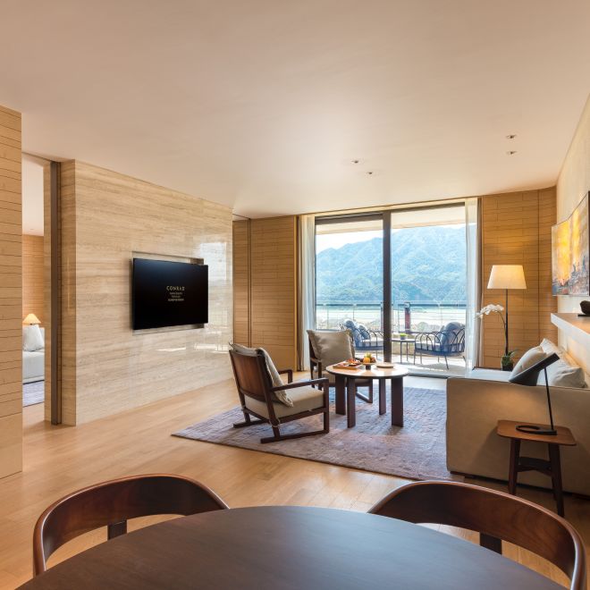Premium Suite Living Room