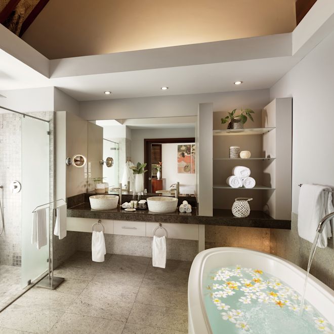 ガーデンプールスイートのバスルーム