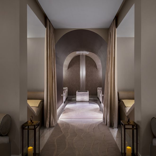 Spa, Hallway